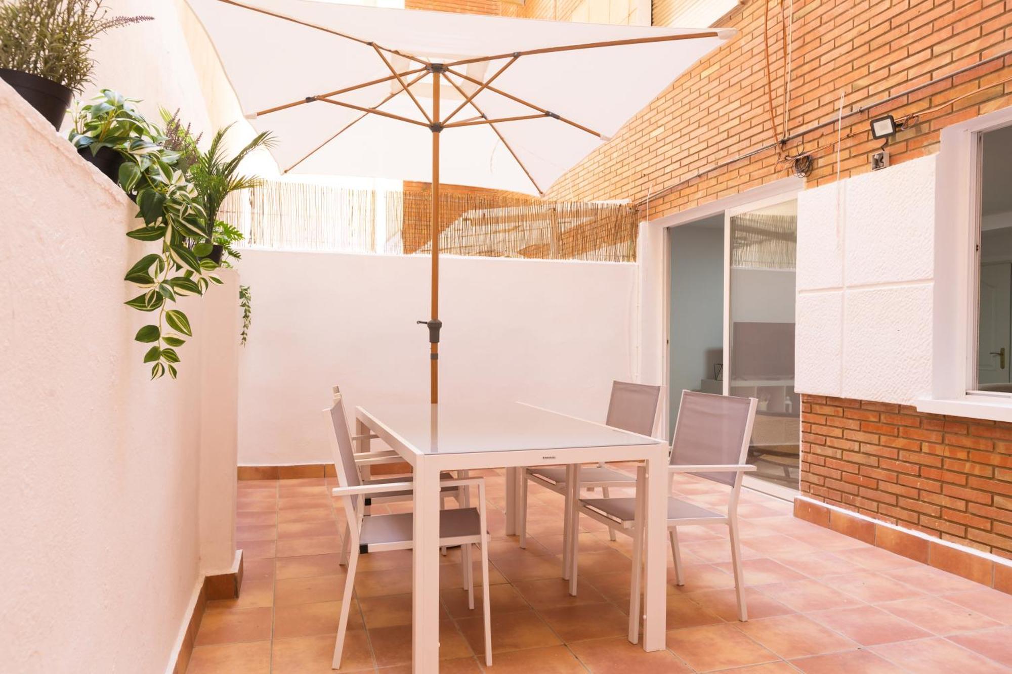 Charming Apartment Malagas Moon Exteriér fotografie